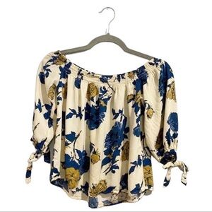 One Clothing Cream Floral Off Shoulder Blouse Size XS